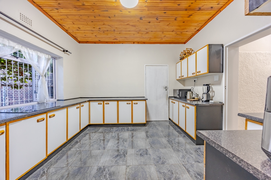 4 Bedroom Property for Sale in Mowbray Western Cape